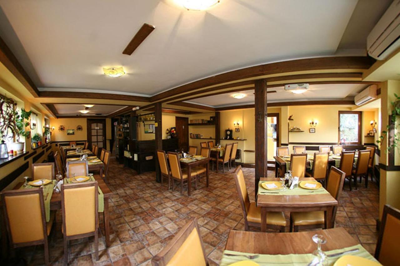 Casa Mica Guesthouse Bucureşti Ngoại thất bức ảnh